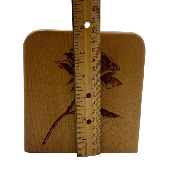 An original from Woods of the West Myrtlewood, Oregon Napkin Holder Rose Etching - Picture 7 of 8